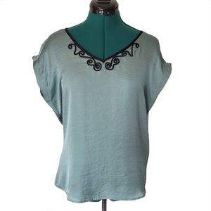 3 Stones Hummingbird Label Teal with Black Top, L